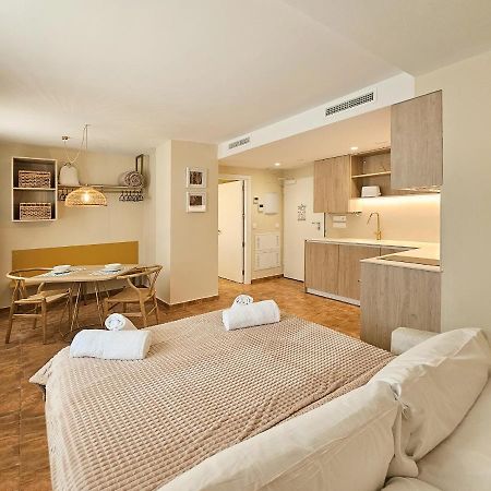 Apartamentos Las Ciencias Studio T Валенсия Экстерьер фото